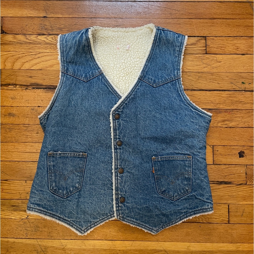 Vintage Levi’s Sherpa lined denim vest